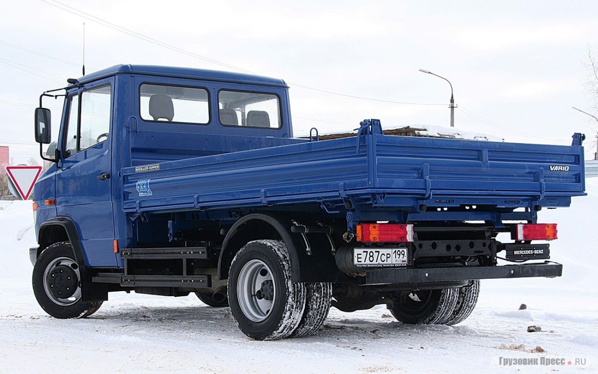 Мерседес Бенц 818 Варио