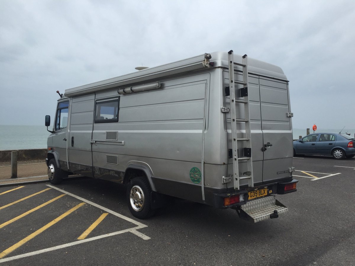 Mercedes-Benz Vario 814