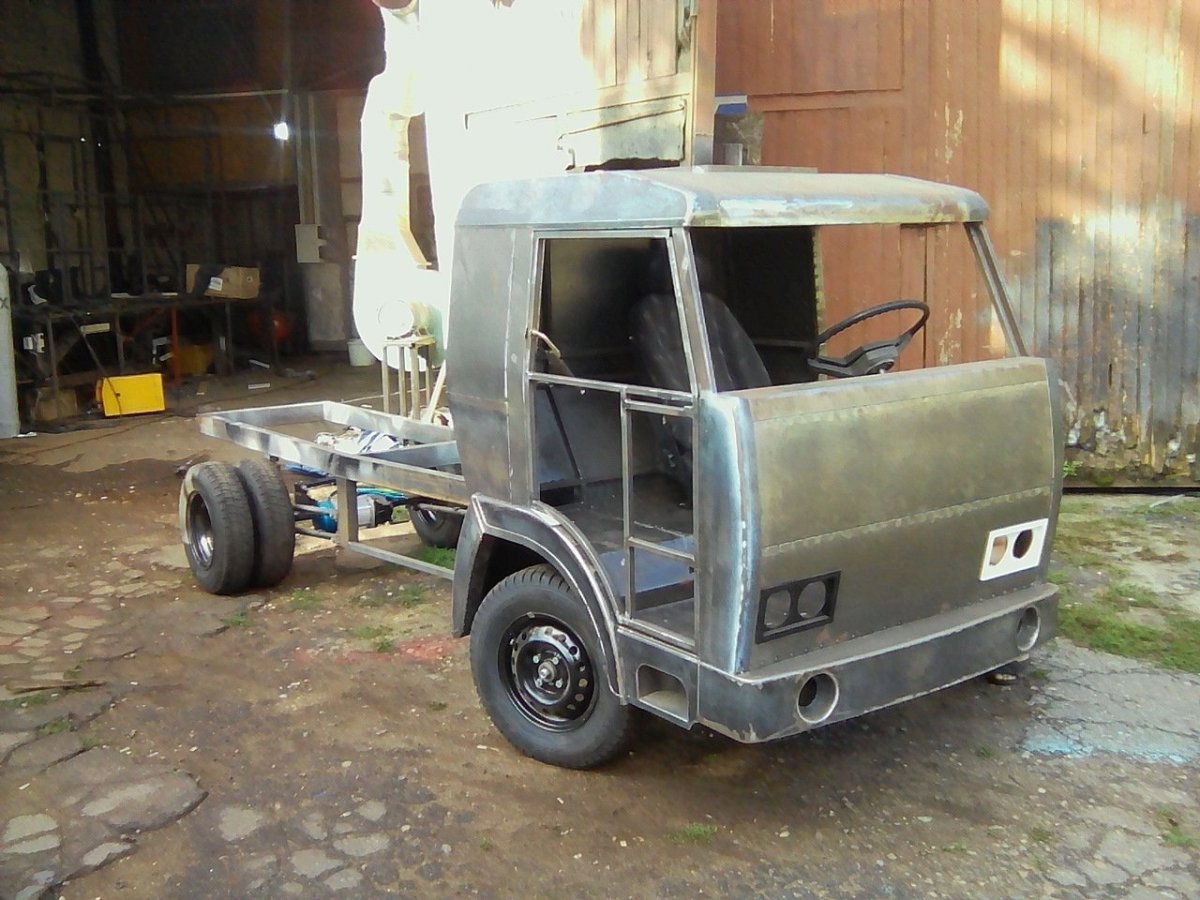 Электро грузовик КАМАЗ