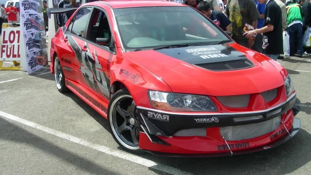 Mitsubishi Lancer EVO 9 Форсаж
