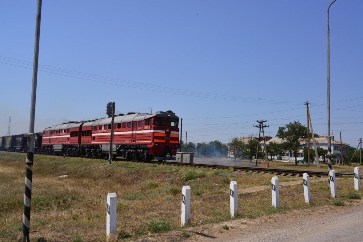 Электричка Ейск Староминская