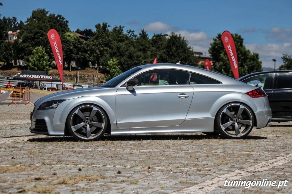 Audi TT r20