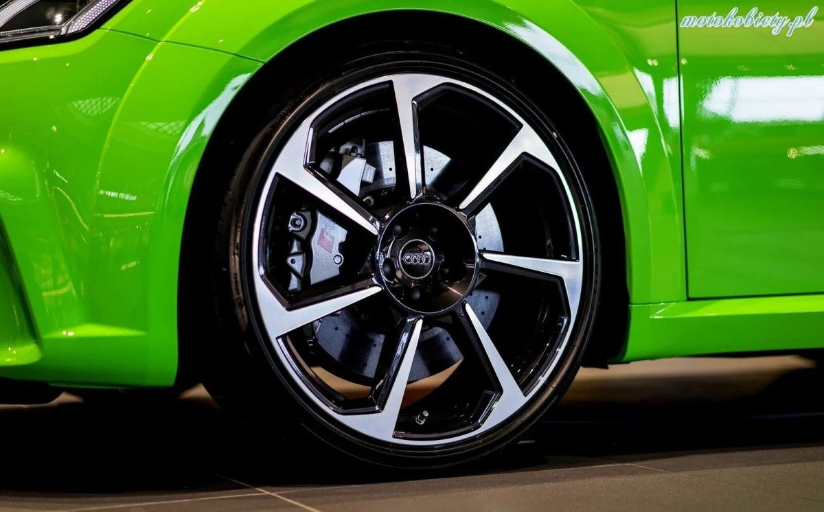 Audi TT RS Green