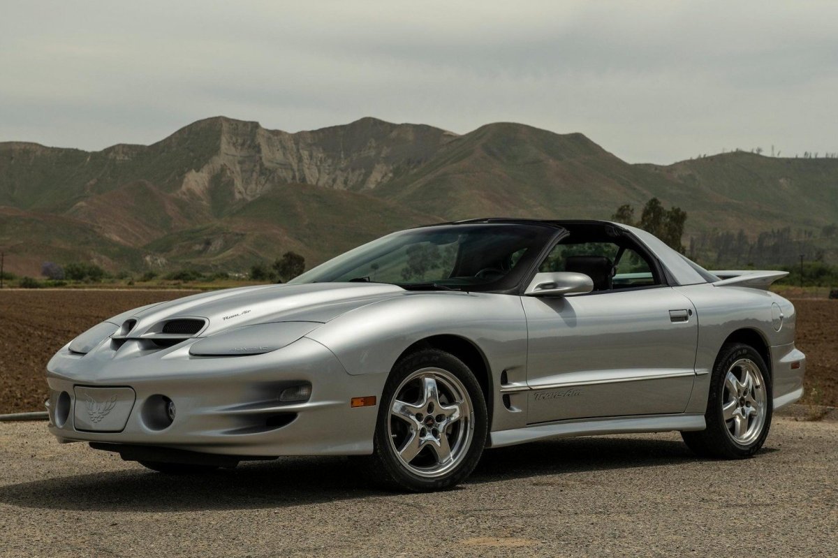 Pontiac Firebird Trans am 2002
