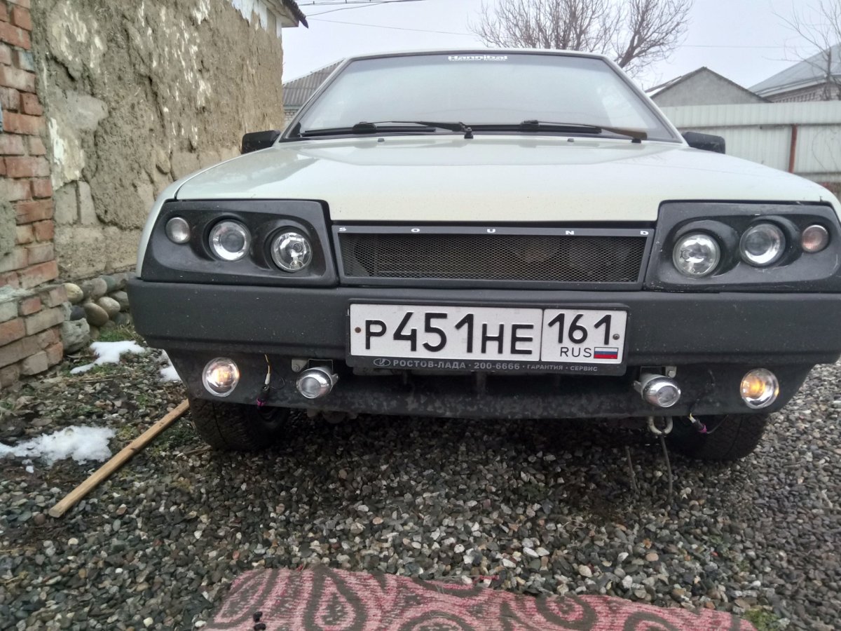 Фары на ВАЗ 21099