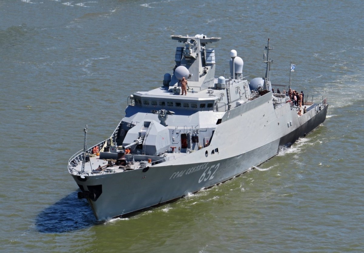 Корабль Буян 21631