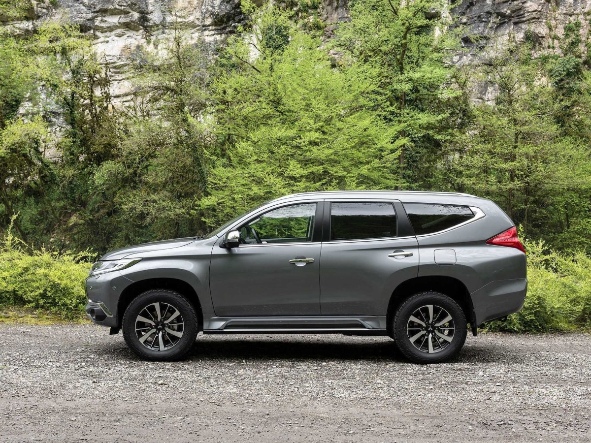 Mitsubishi Pajero Sport