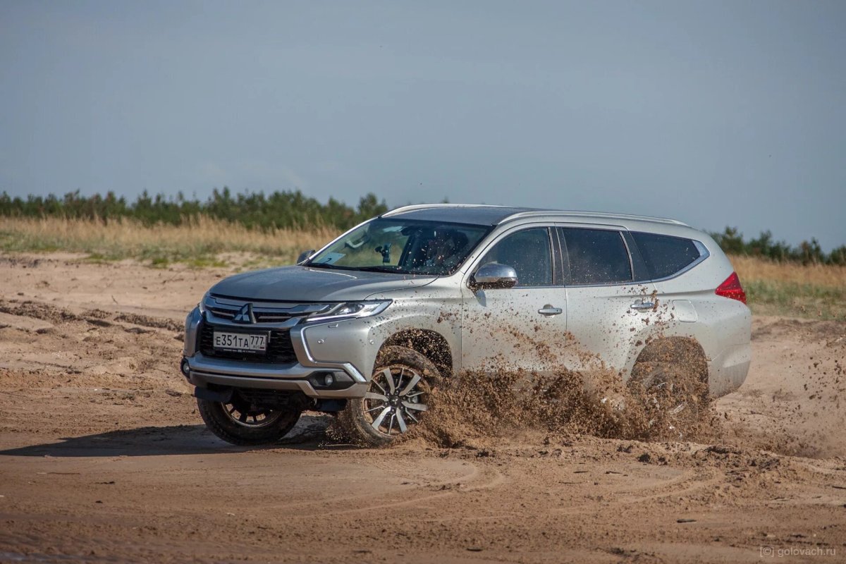 Паджеро спорт 2016