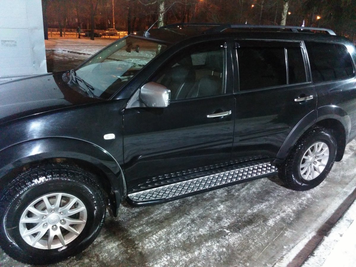 Пороги Pajero Sport 2