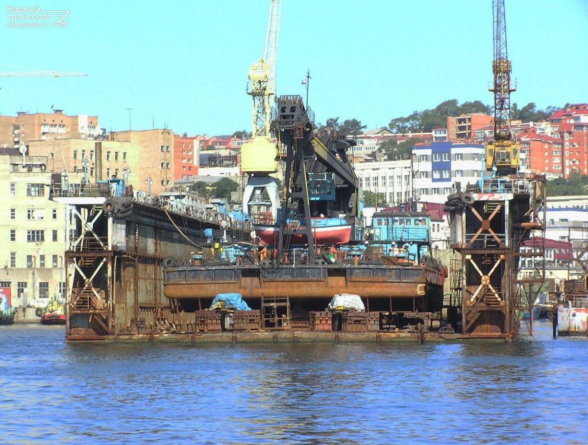 Плавкран Черноморец 8 история создания