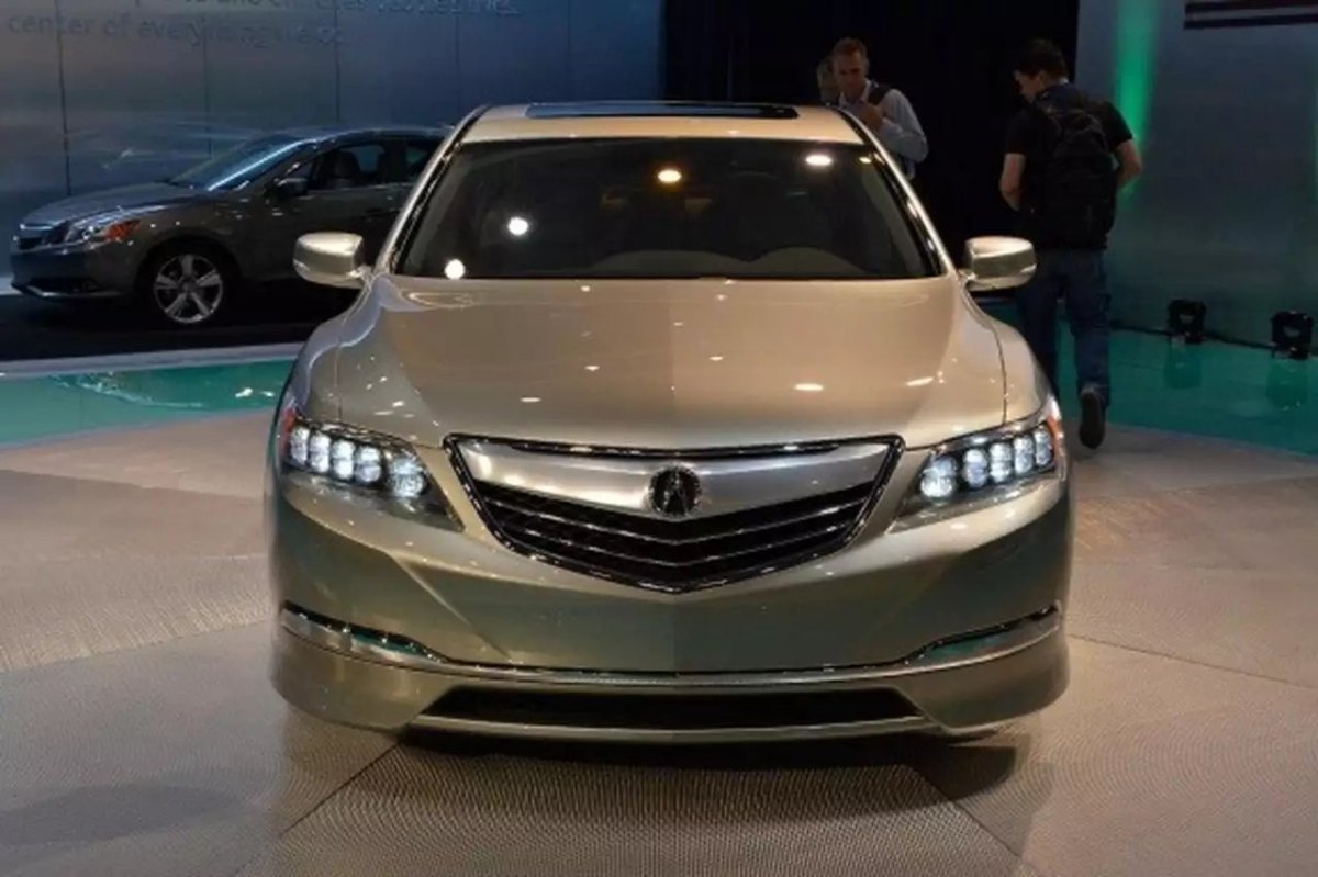Acura RLX