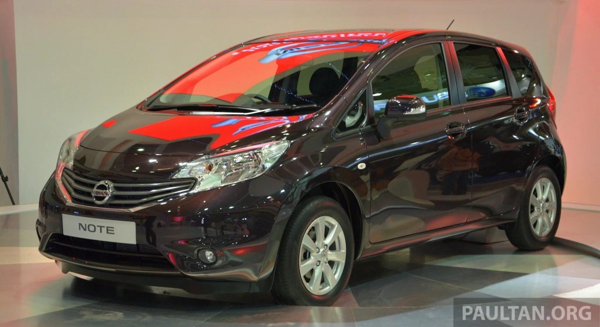 Ниссан ноут 2015 года