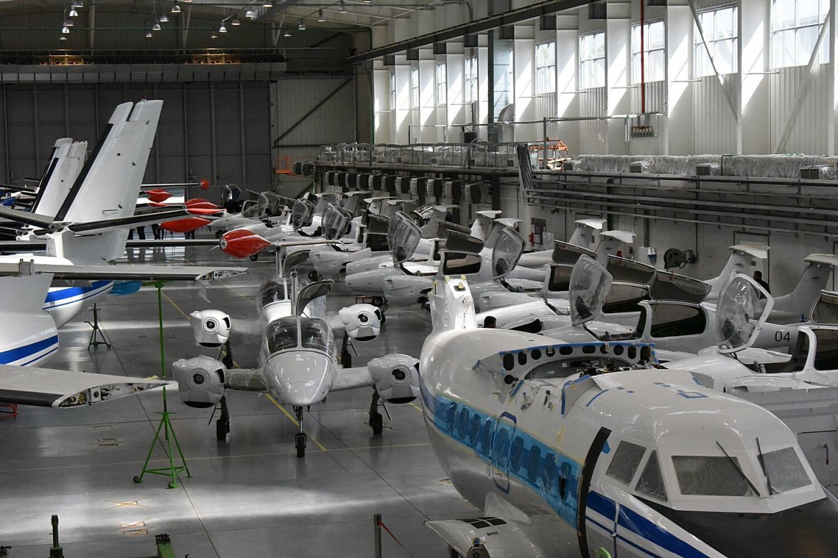 Уральский завод гражданской авиации узга