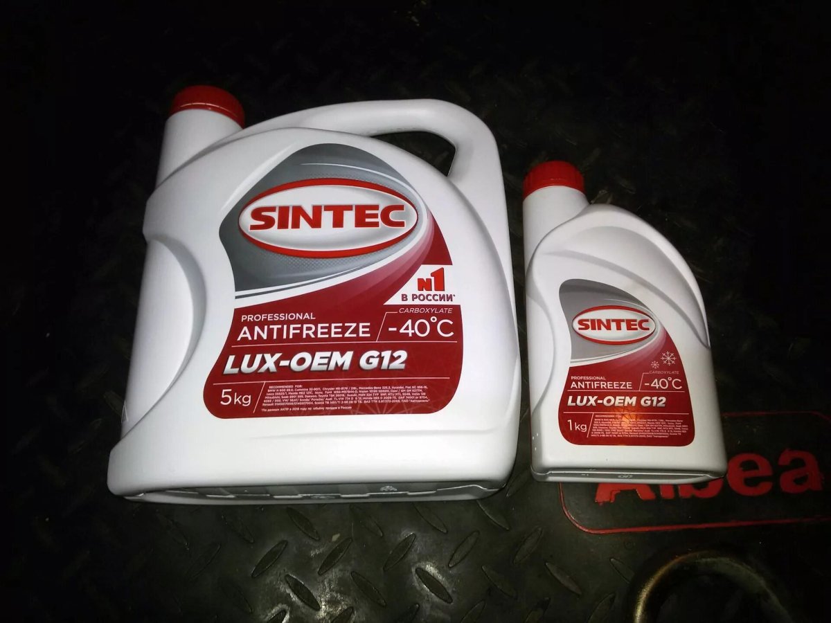 Уголокантефриса Фиат Альбеа