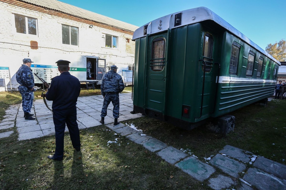 Автозак ФСИН этап