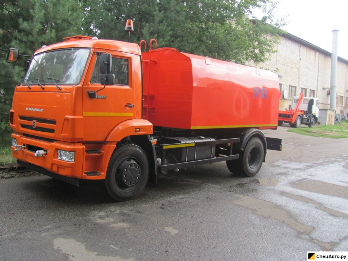 Ко-564-20 на шасси КАМАЗ 43253-3010-69 каналопромывочная