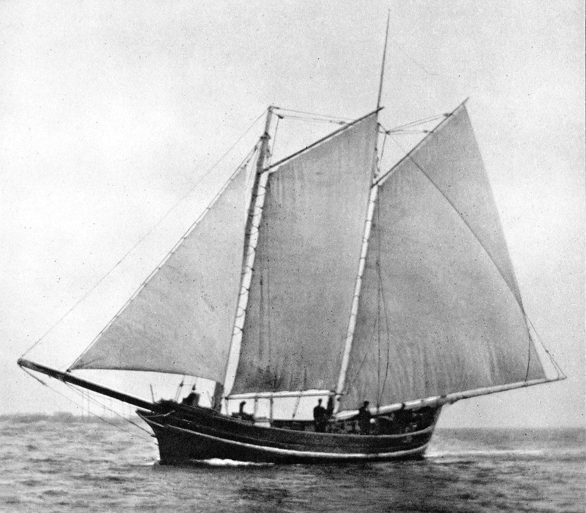 Марсельная гафельная шхуна