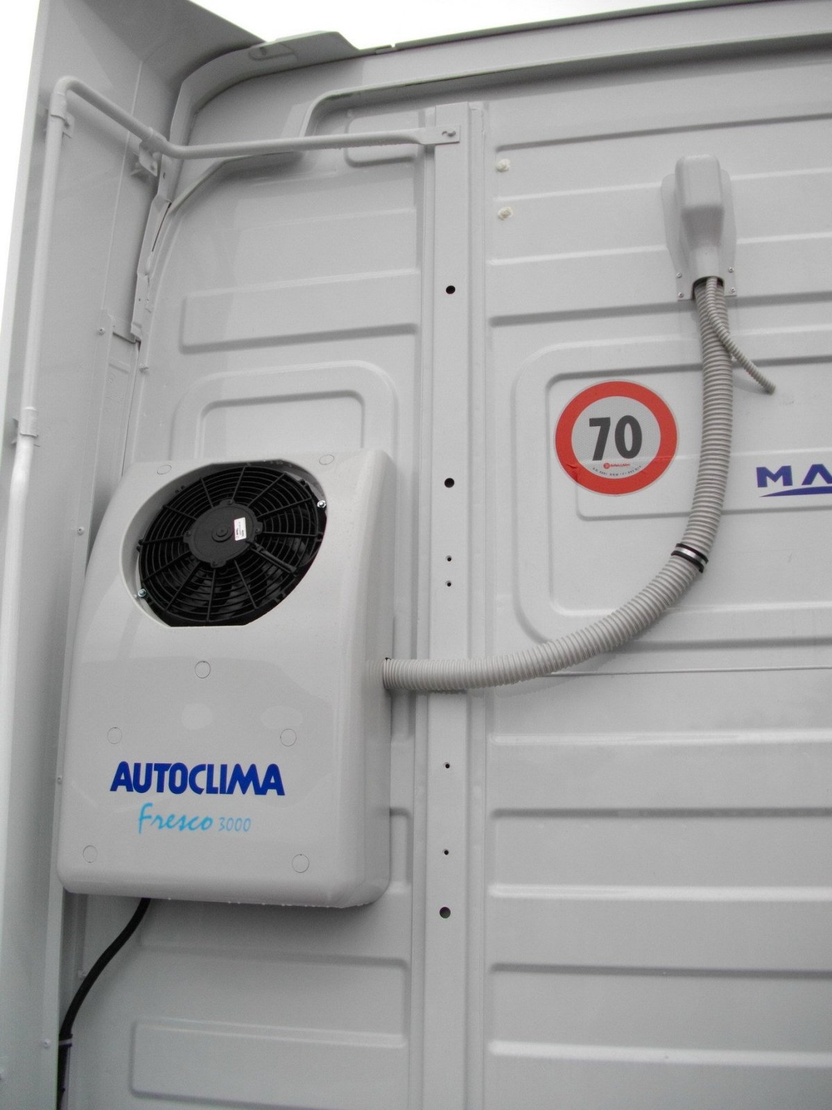 Стояночный кондиционер для грузовиков 24 вольта