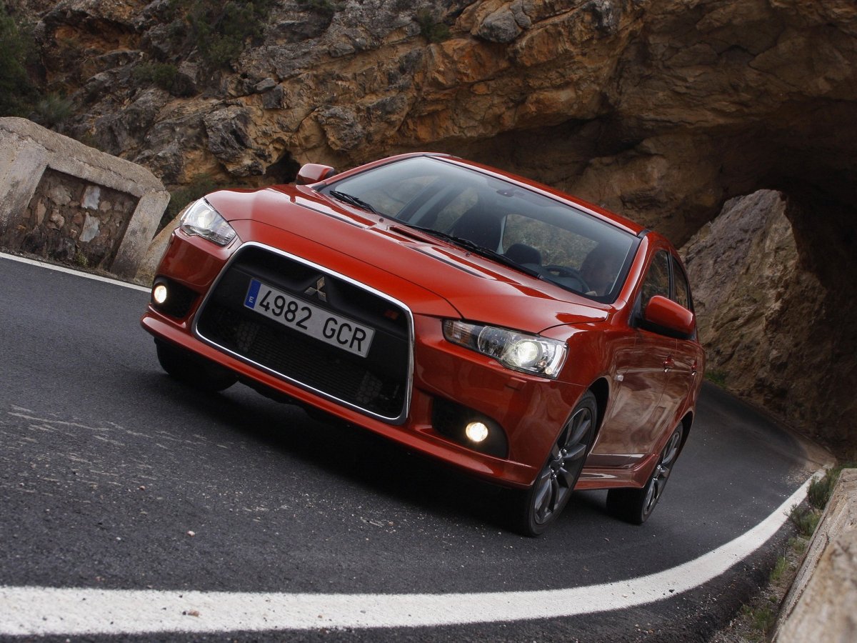 Митсубиси Лансер 10 Ralliart