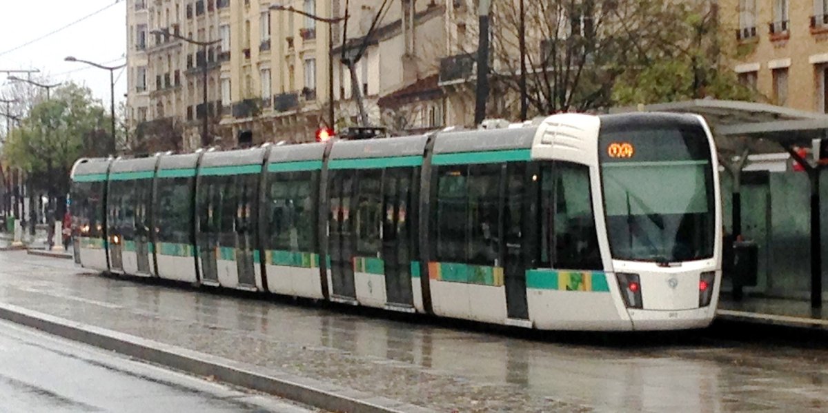 Paris tram