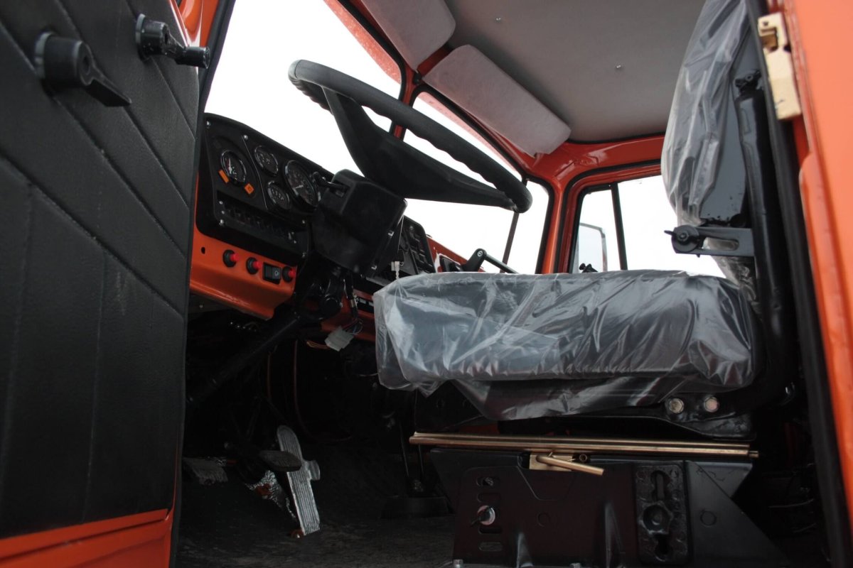 Кабина Урал 44202