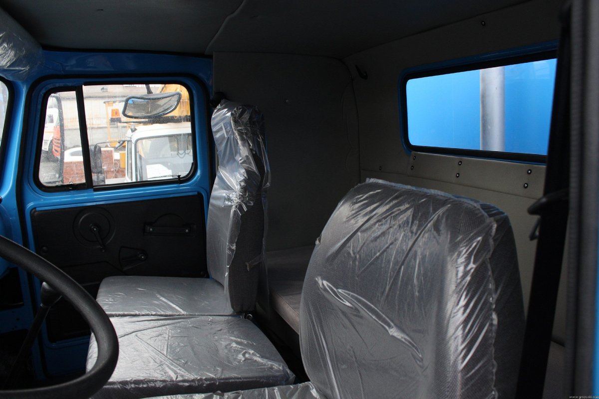 Урал 4320 кабина со спальником