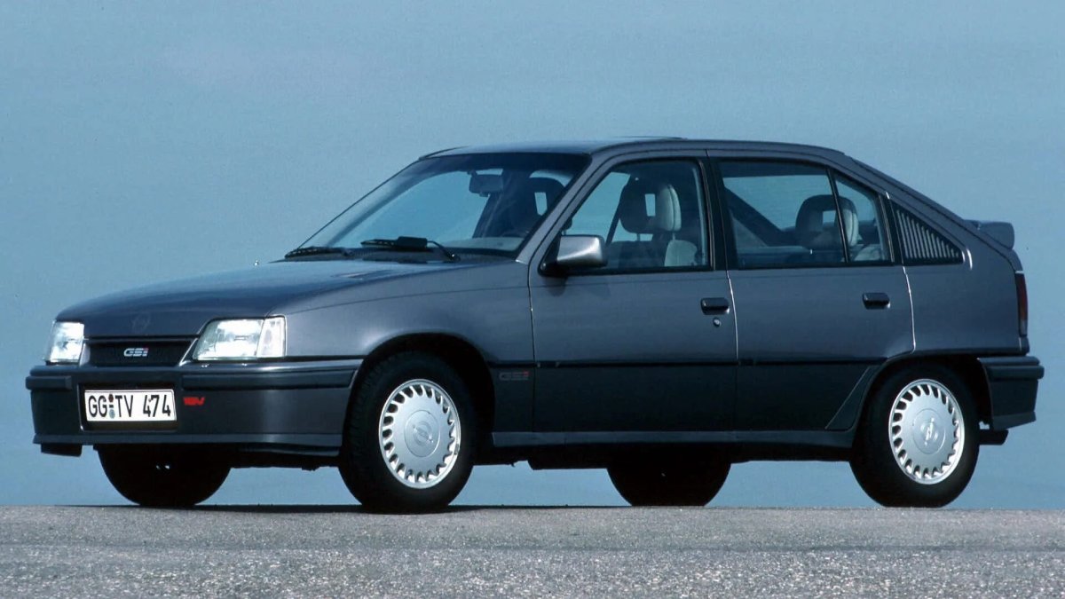 Opel Kadett хэтчбек