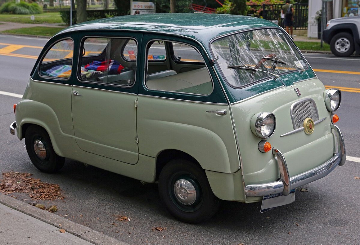 Фиат 600 Multipla
