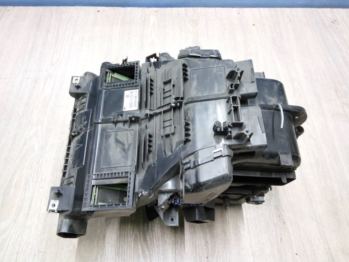 Корпус печки Рено Логан 2