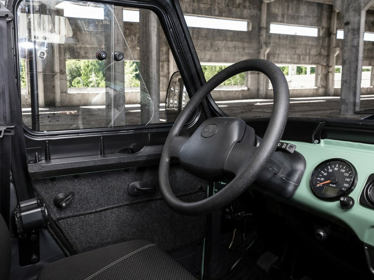 UAZ Hunter 2021 салон