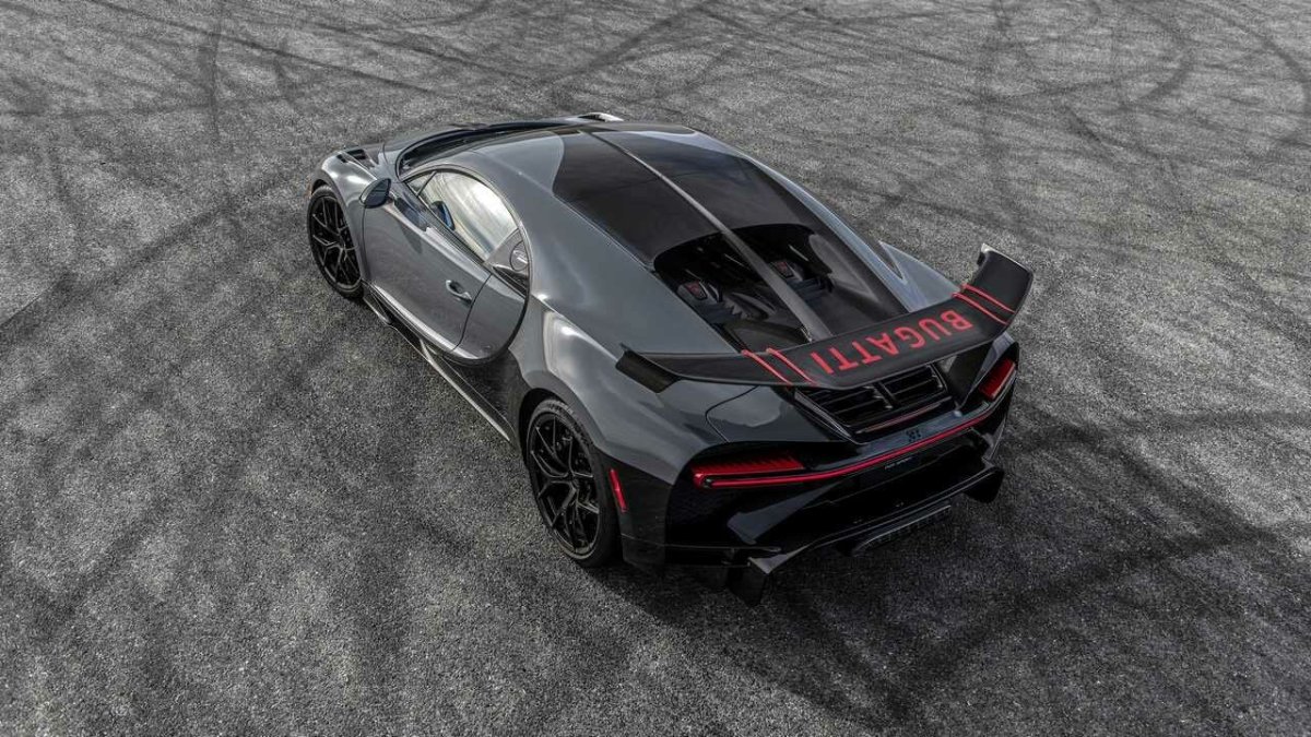 Bugatti Chiron Pur Sport Grey