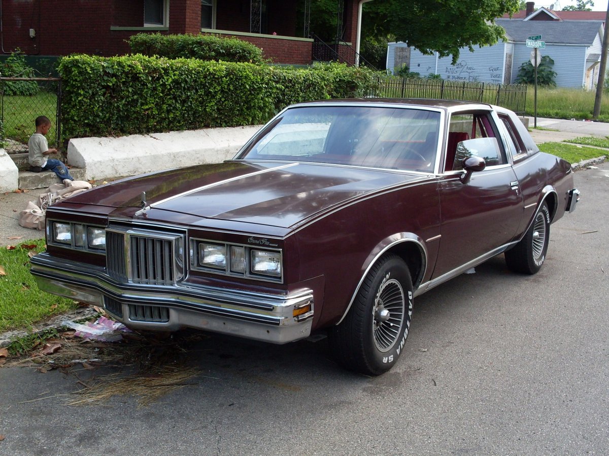 Pontiac Grand prix 1983