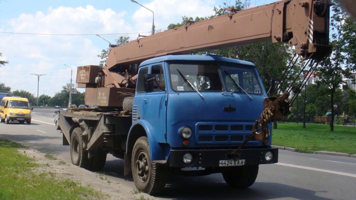 МАЗ 500 автокран
