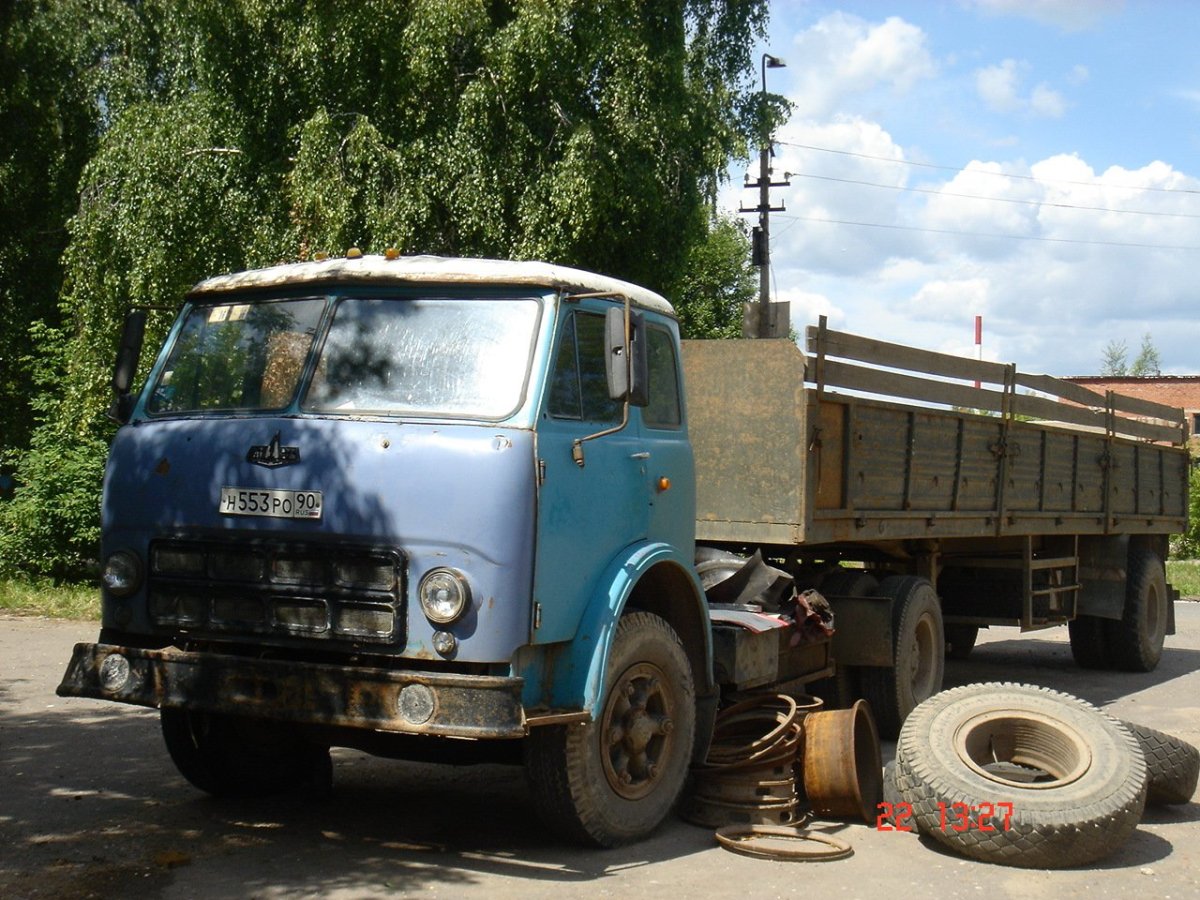 МАЗ 500 седельный тягач