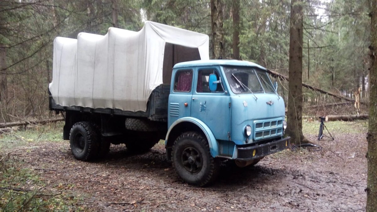 МАЗ 500 трехосный