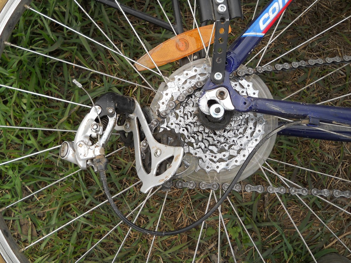 Защита заднего переключателя велосипеда stels