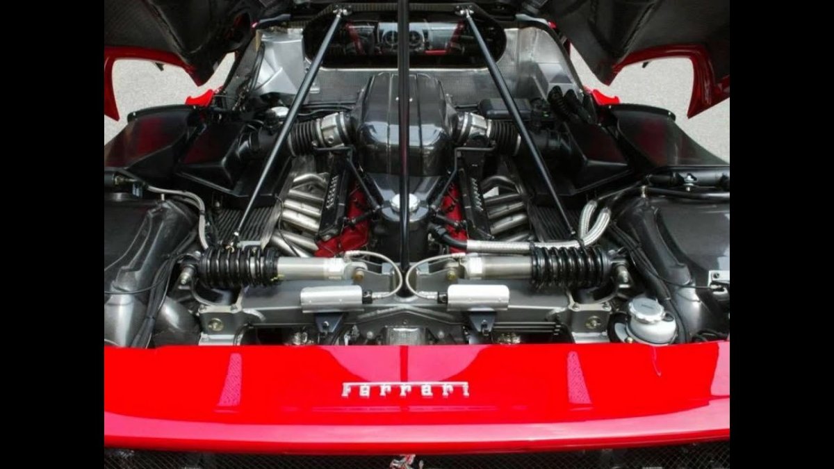 Феррари Энзо