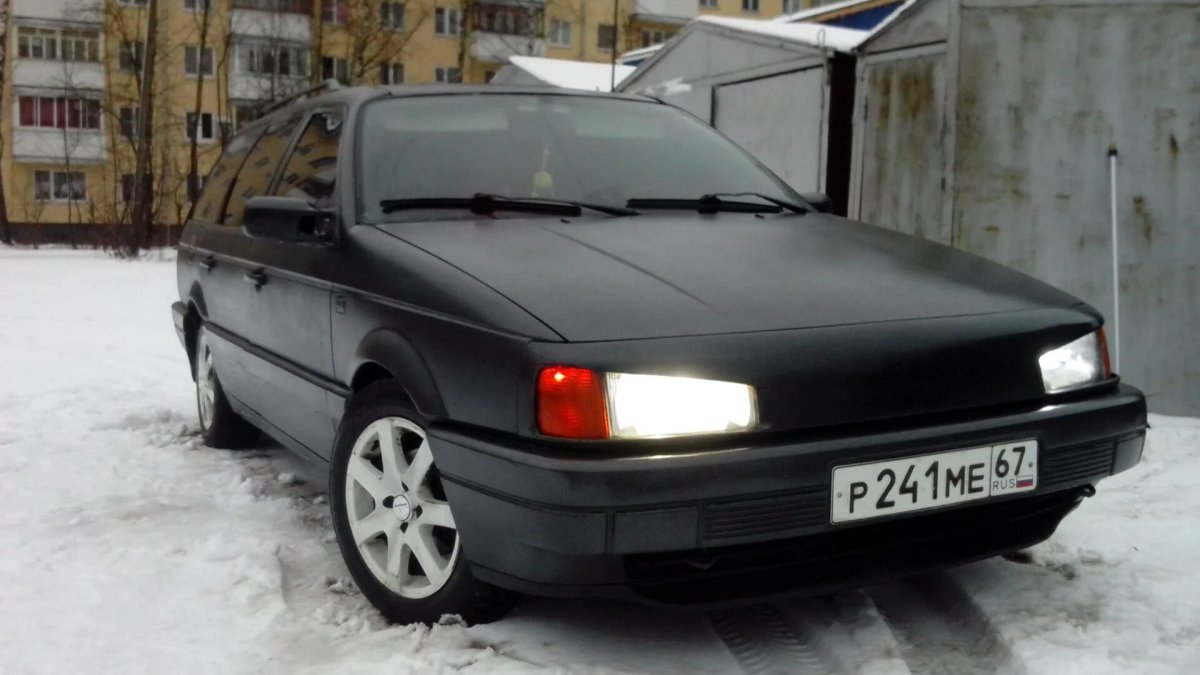 Passat b3 крашенный бампер