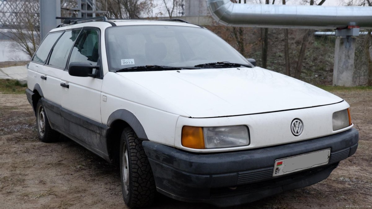 Volkswagen Passat b3 White
