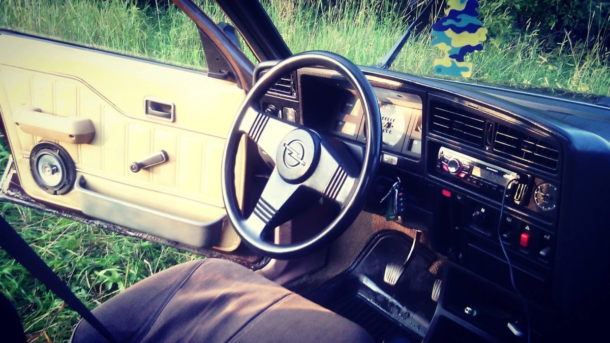 Опель Аскона 1984 салон