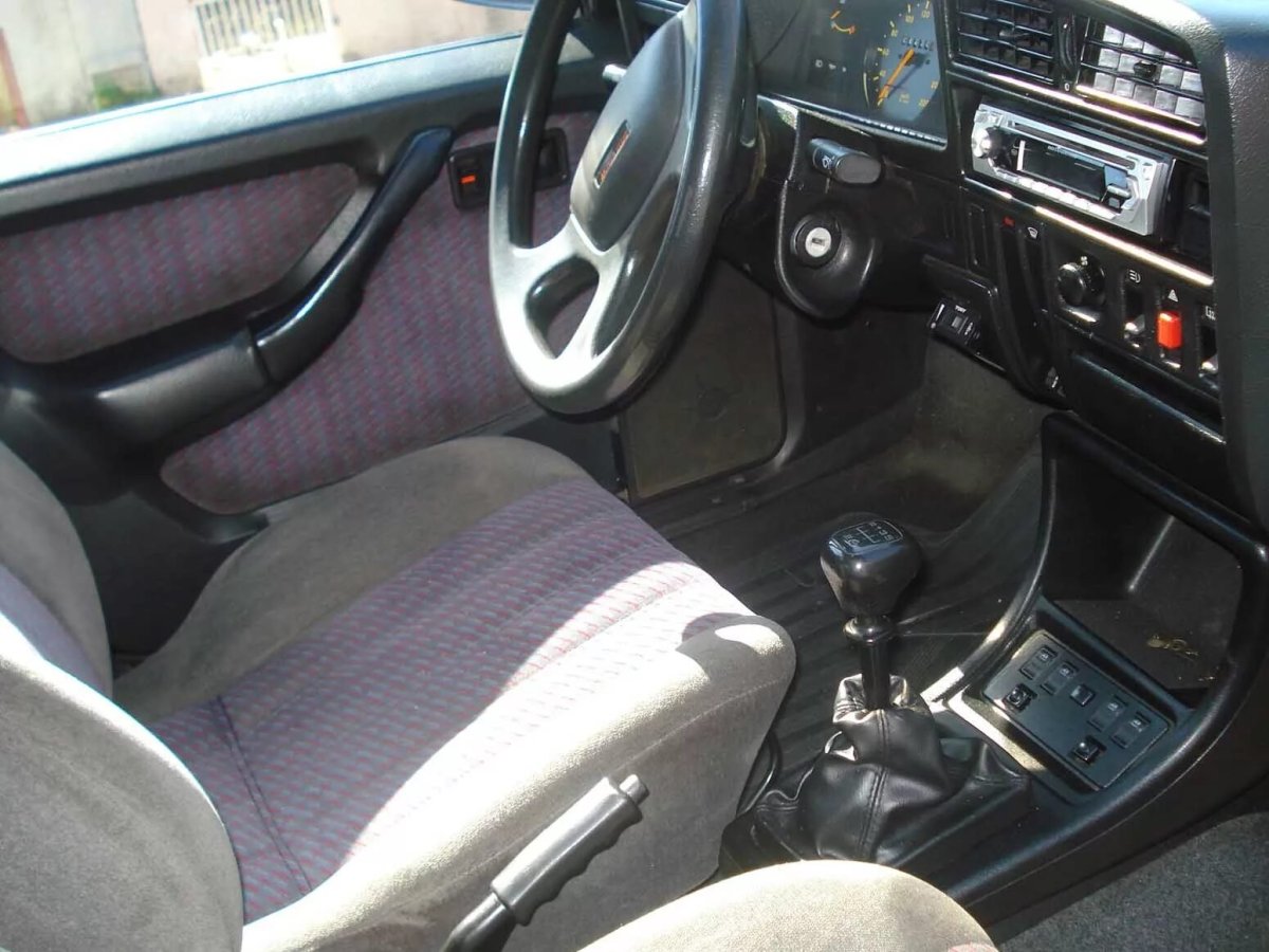 Opel Ascona c салон