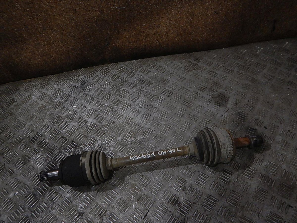 Соединительная тяга левая Датсун