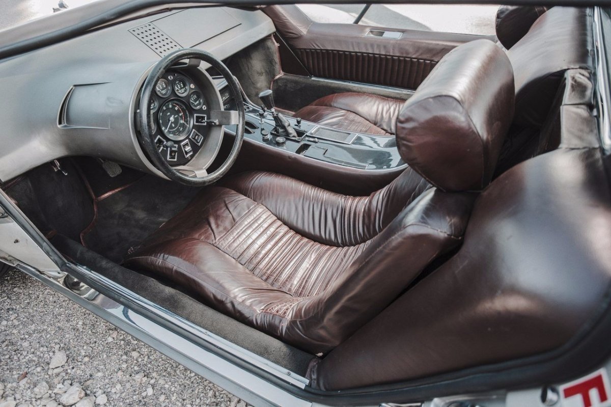 Maserati Boomerang руль