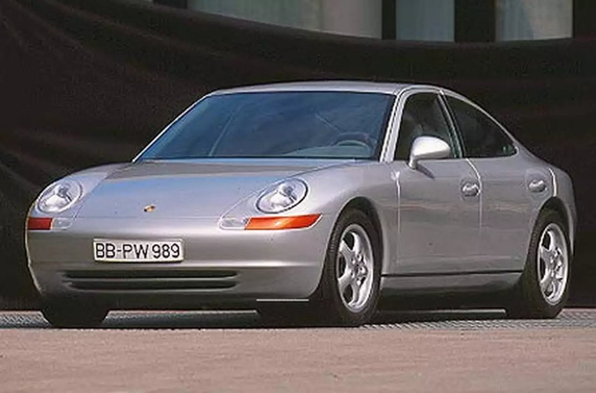 Porsche 911 989