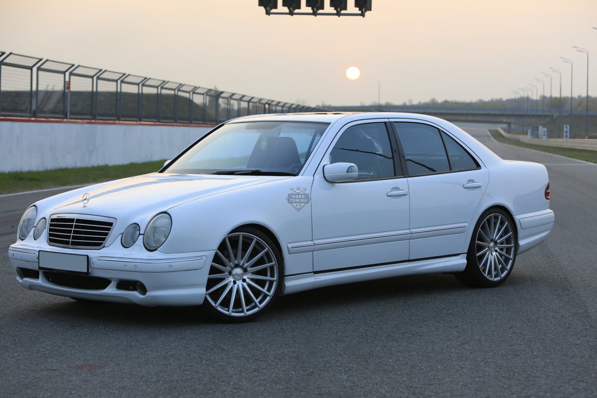 Мерседес w210 AMG