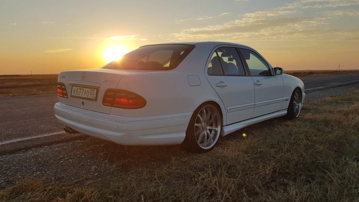 Мерседес е55 w210