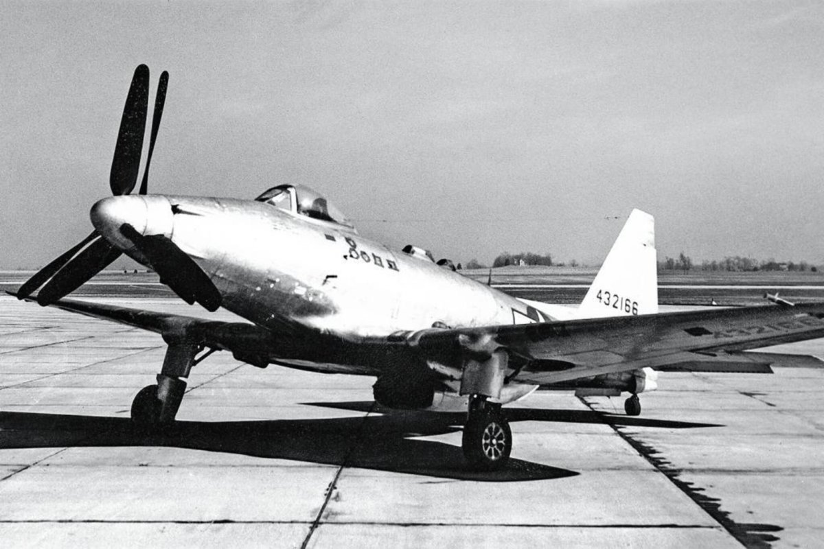 Истребитель фото