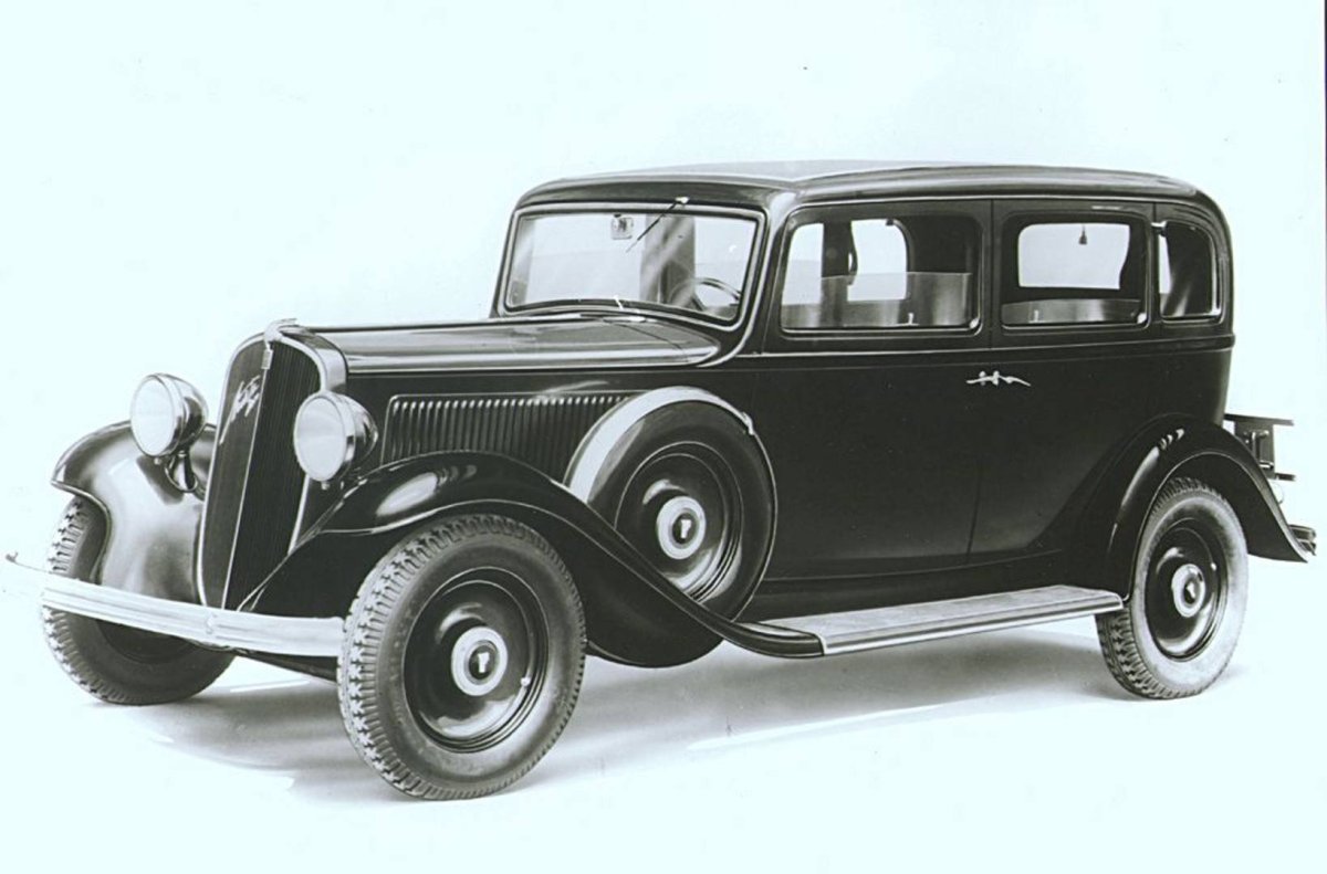 Лянча Артена 1933 год