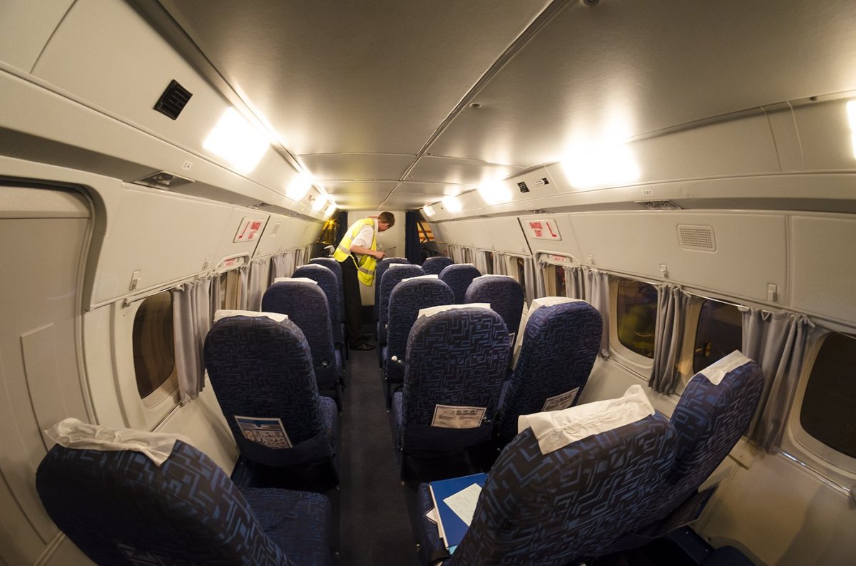 Л-410 самолет внутри