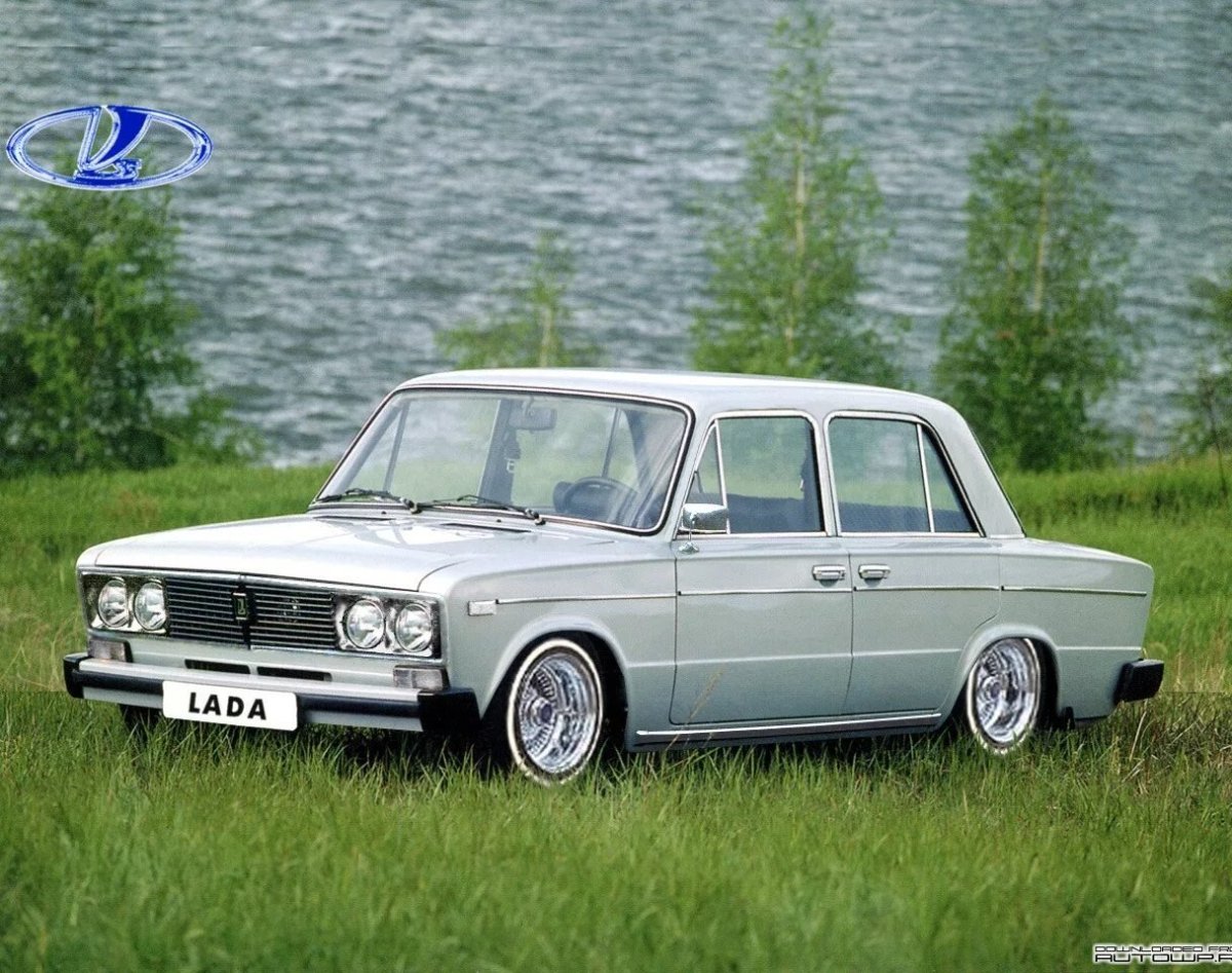 ВАЗ 2103 лоурайдер